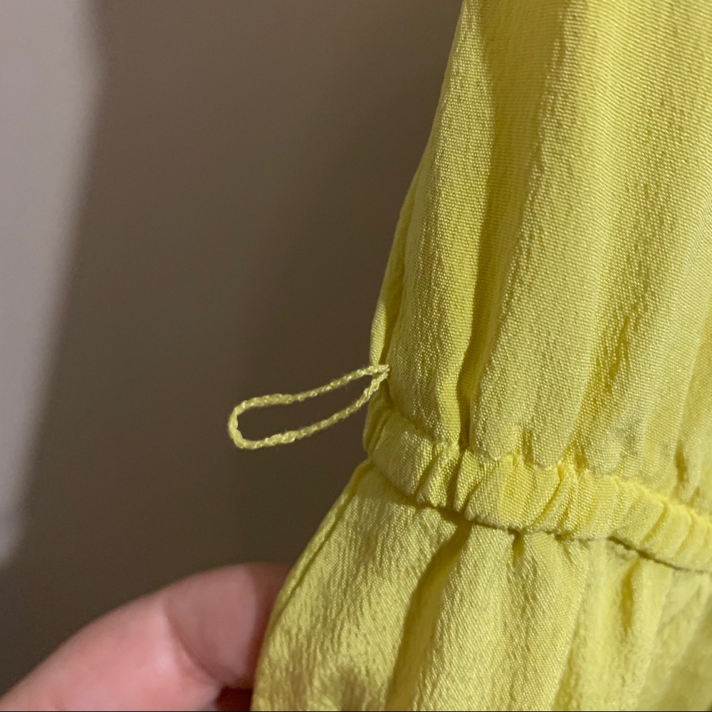 Inc Yellow Ruffle Tunic - size 2 - SILK - Picture 9 of 9